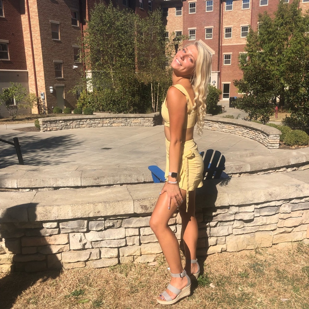 Meet your Posher, Camryn